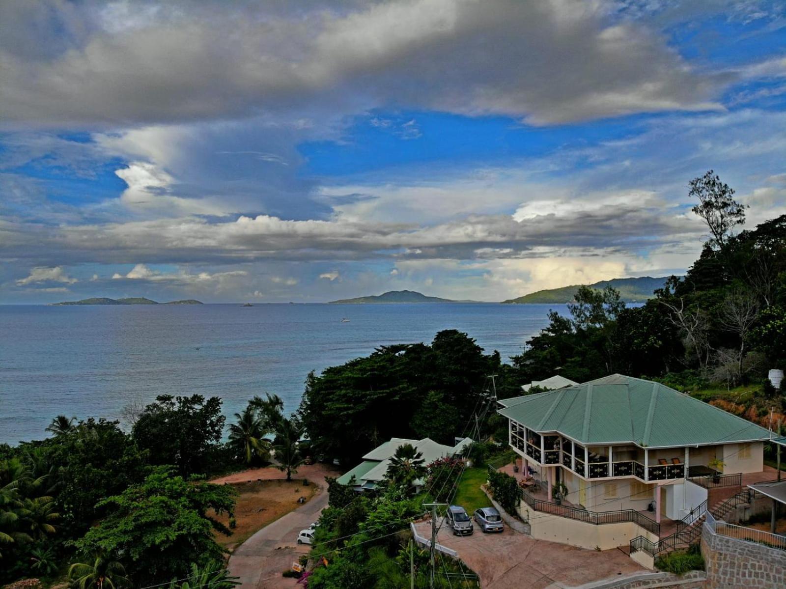 Summer Self Catering Baie Sainte Anne Exterior foto